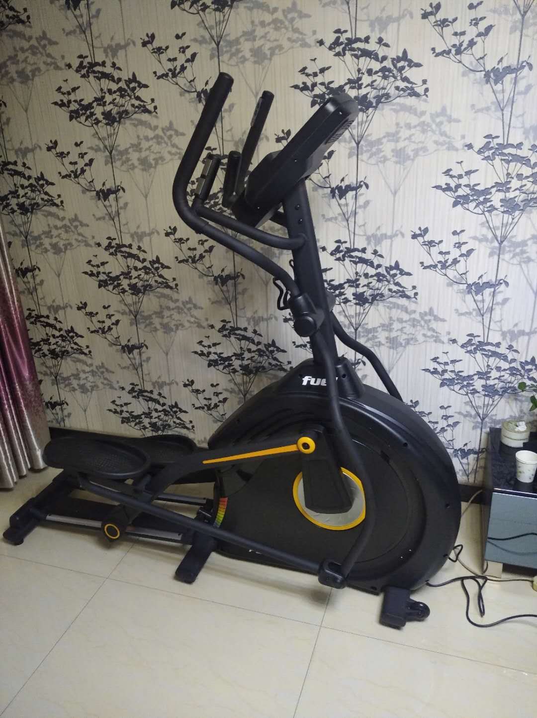 椭圆机好还是成人抖音视频好