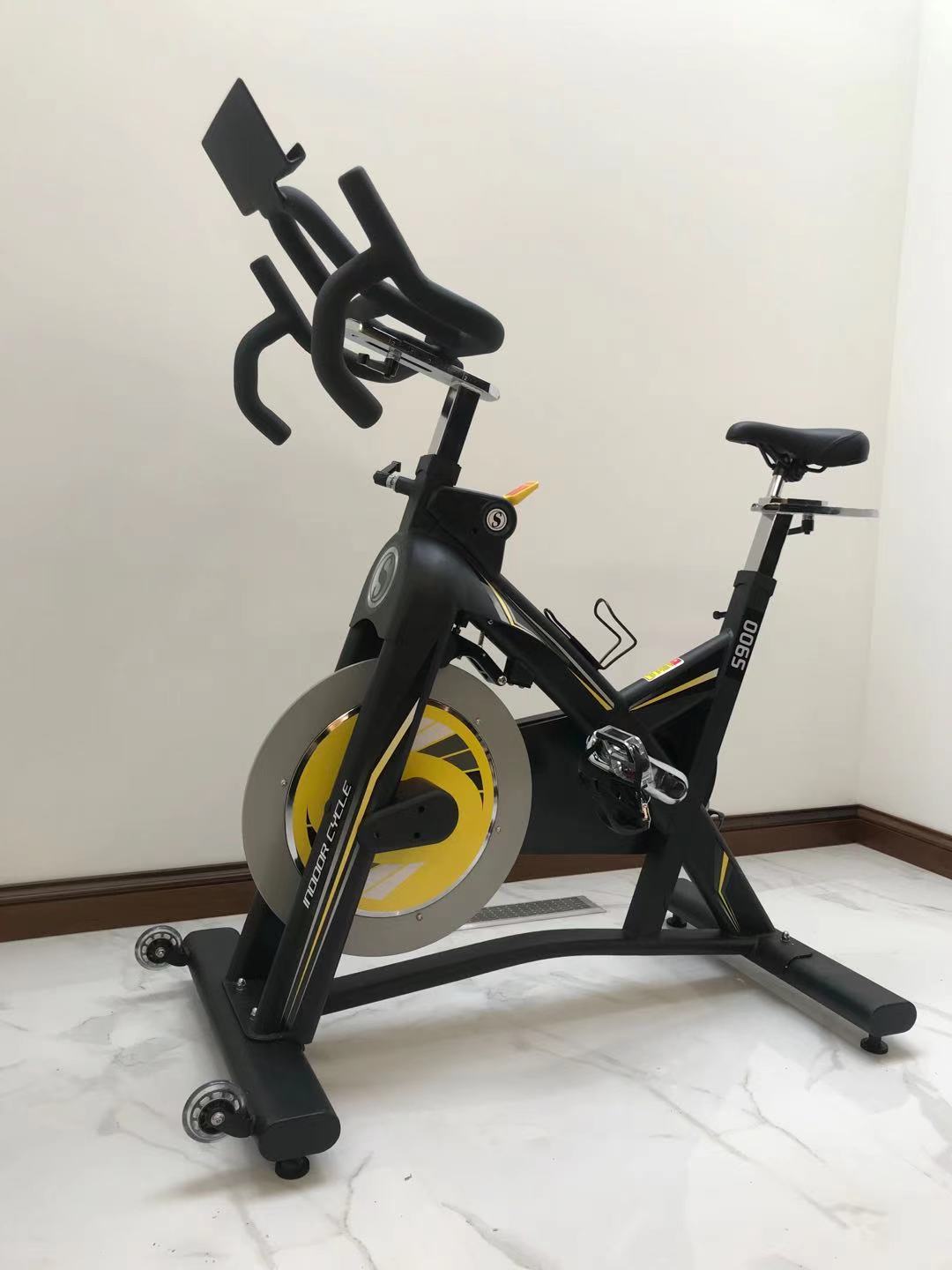 一台黄色抖音短视频多少钱